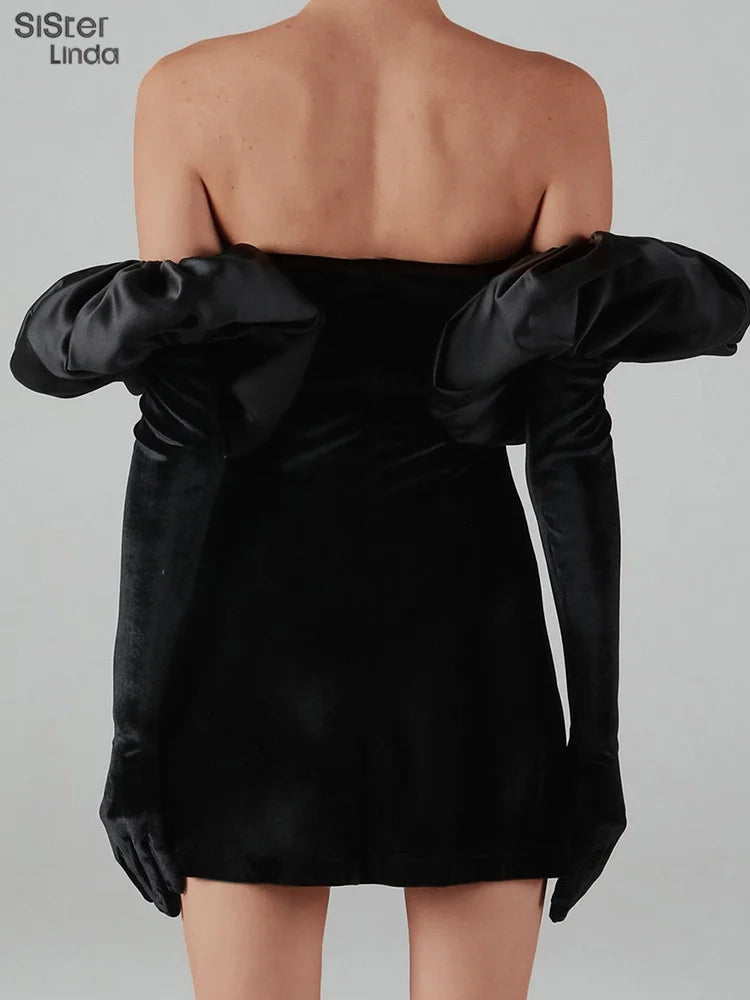 Woman's Elegant Strapless Velvet Dress With Cloud Gloves