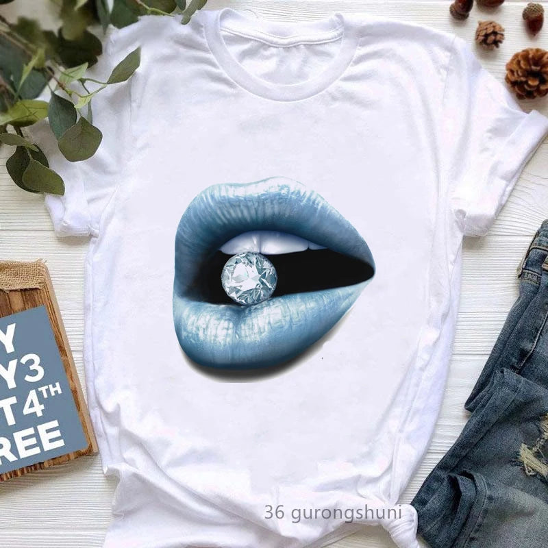 Diva Lipstick Print T-Shirt