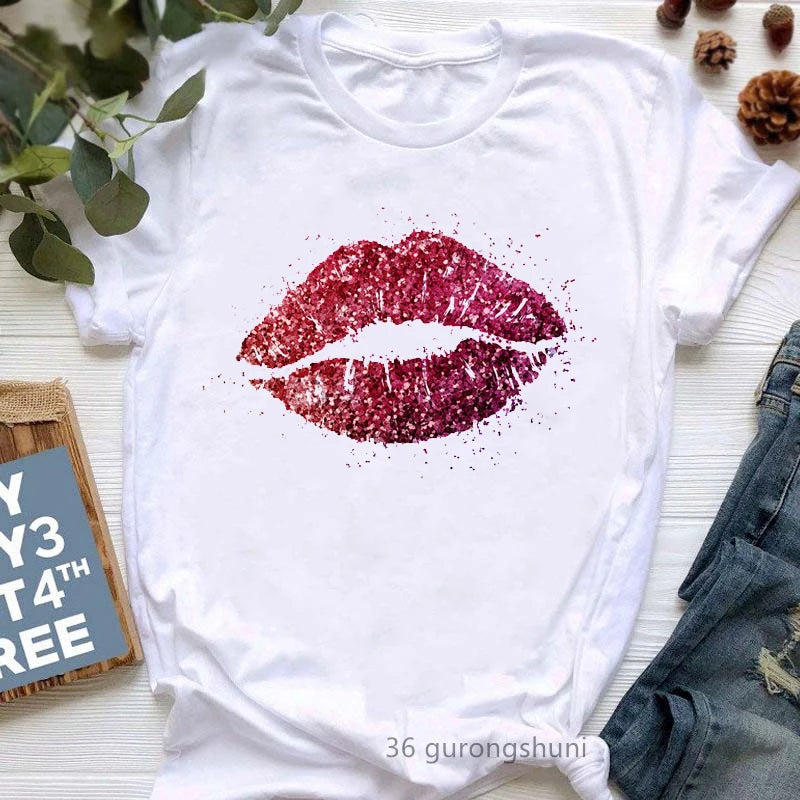 Diva Lipstick Print T-Shirt