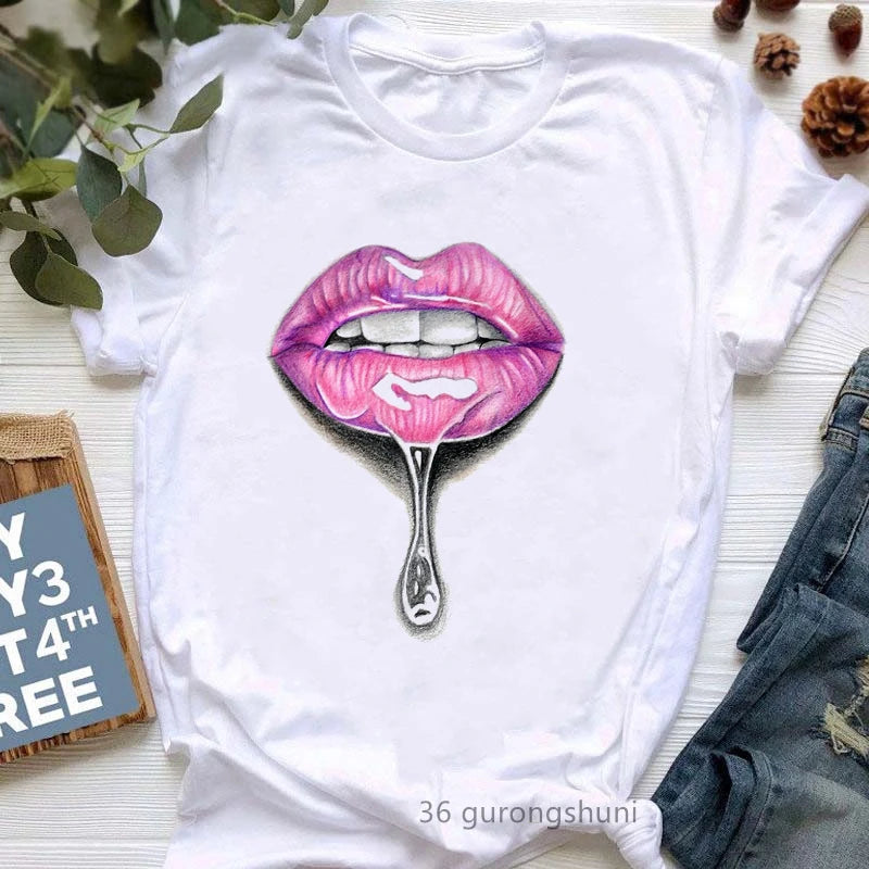 Diva Lipstick Print T-Shirt